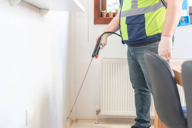 Best Best Pest Control Companies  in North Oaks, MN